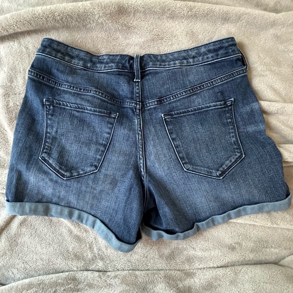 Mossimo High Rise Midi Jean Shorts size 8/29 - Picture 3 of 3